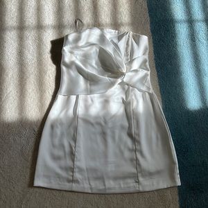 White lulus strapless dress